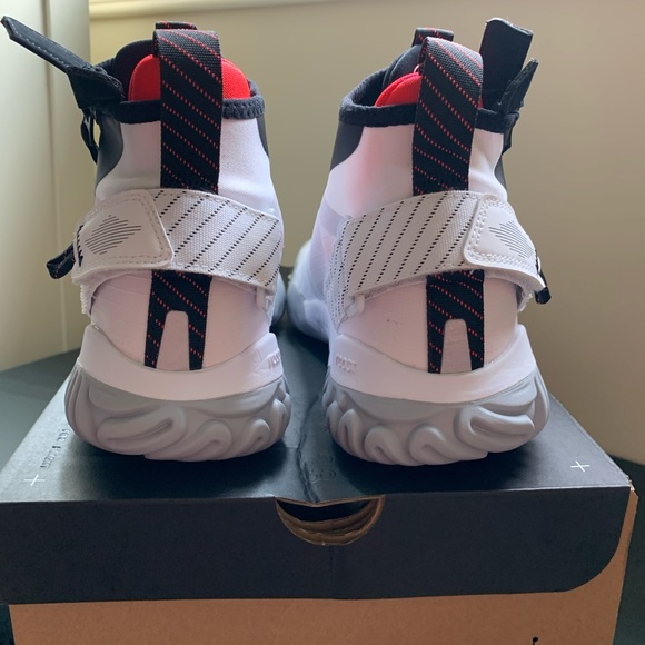 Air jordan proto react Z - Picture 3 of 5